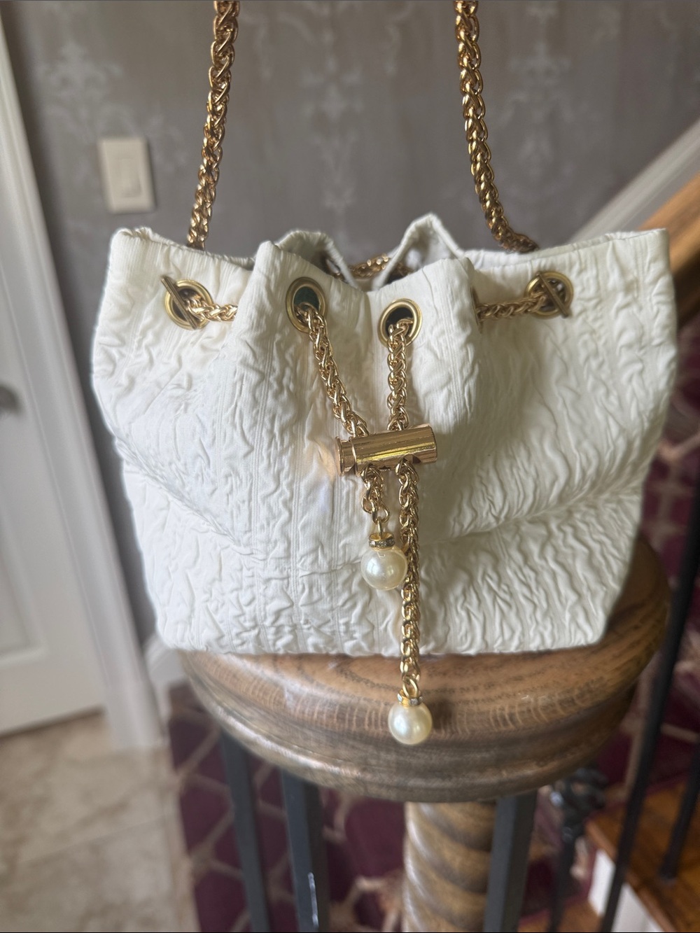 Crossbody ladies bucket bag perfect condition long chain strap - Picture 3 of 6
